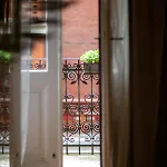 Spacious & Cozy Downtown With Balcony Budapest