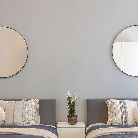 Apartamento Spacious & Cozy Downtown With Balcony *